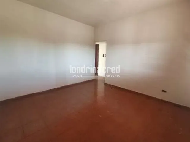 Casa com 328m², à venda, no bairro Jardim dos Estados em Londrina