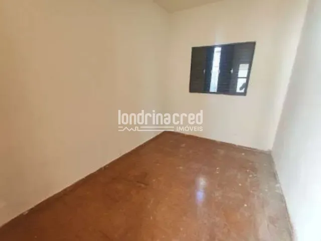 Casa com 328m², à venda, no bairro Jardim dos Estados em Londrina