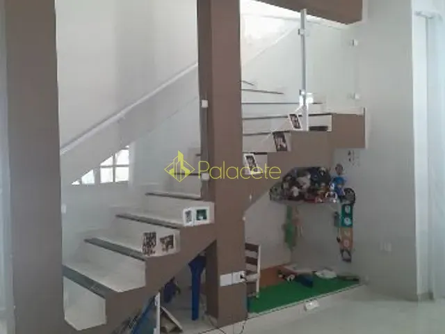 Casa com 175m² 4 quartos e 4 banheiros, à venda, no bairro Residencial Maricá em Pindamonhangaba