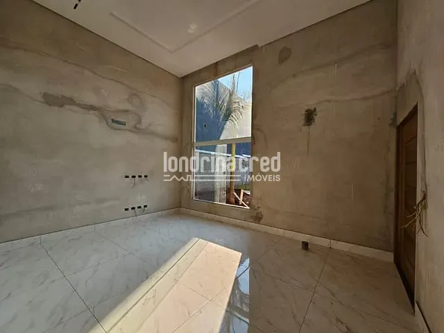Casa com 287m² 3 quartos e 3 banheiros, à venda, no bairro CONDOMÍNIO MORADA DAS FLORES em Cambé