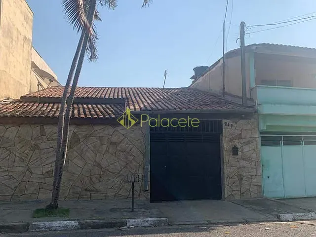 Casa 2 quartos e 2 banheiros, à venda, no bairro Jardim Eloyna em Pindamonhangaba