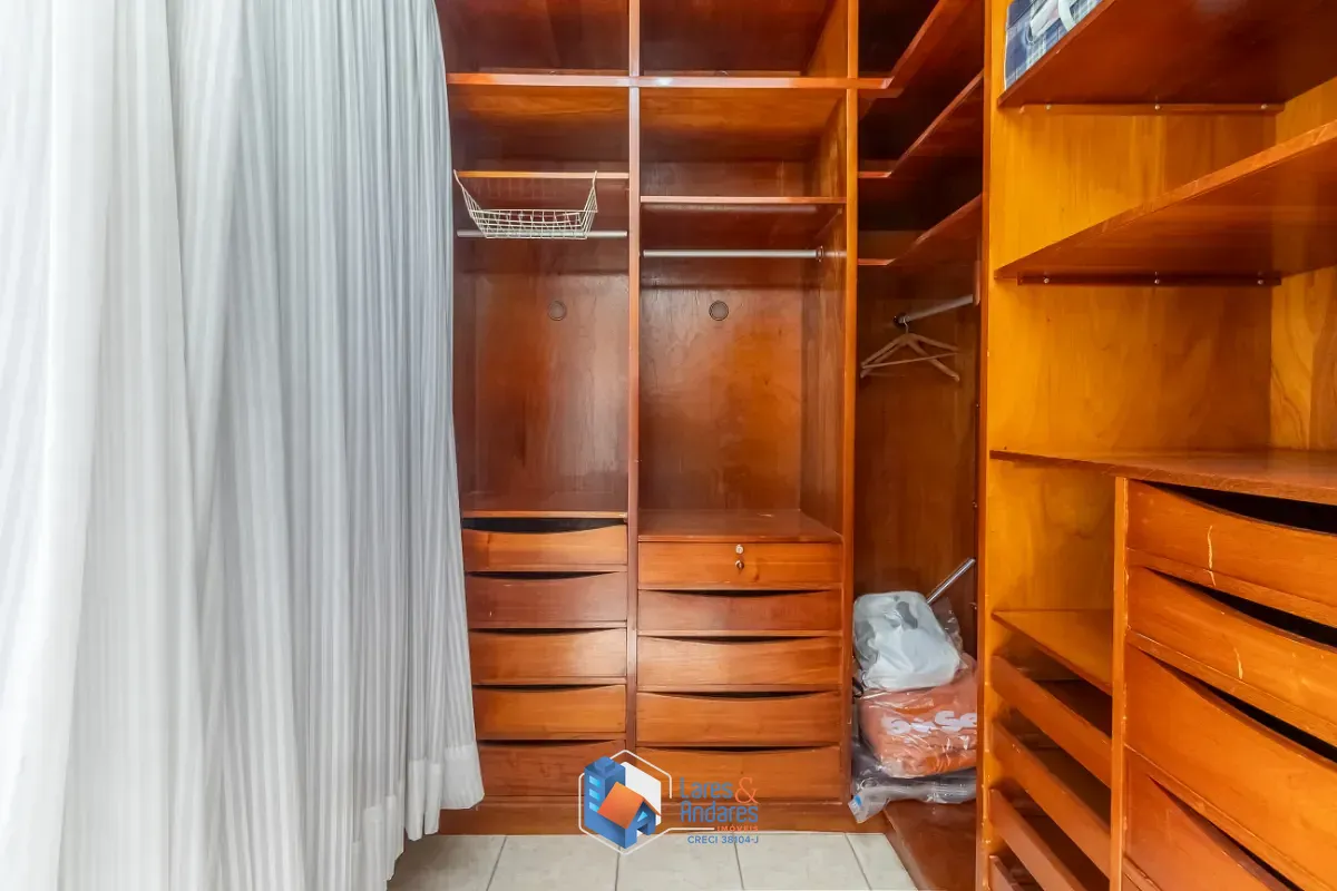 Casa, 4 quartos, 325 m² - Foto 24