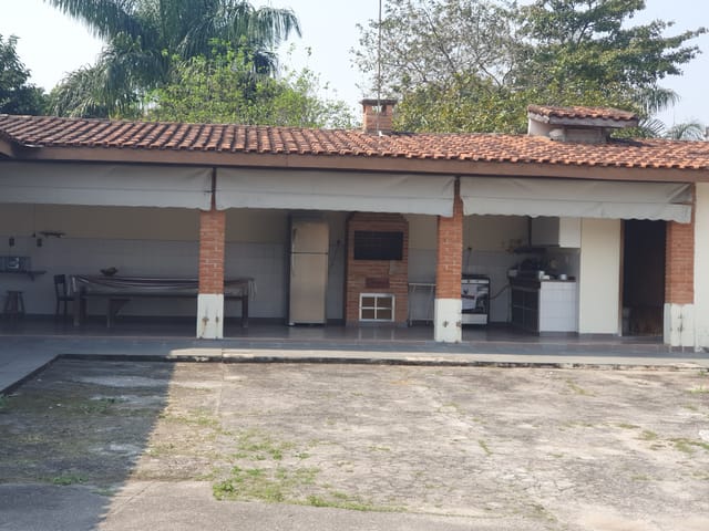Casa com 2083m² 3 quartos e 1 banheiro, à venda, no bairro Crispim em Pindamonhangaba