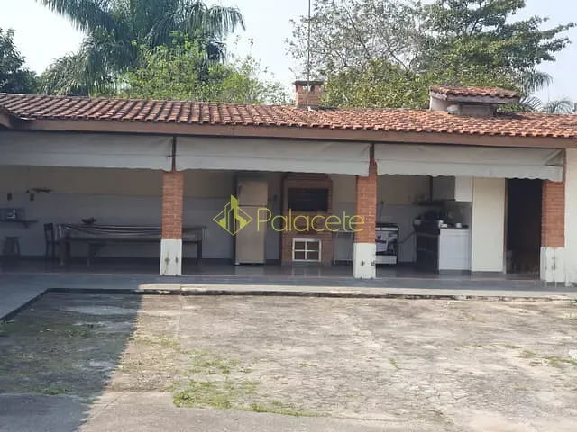 Casa com 2083m² 3 quartos e 1 banheiro, à venda, no bairro Crispim em Pindamonhangaba