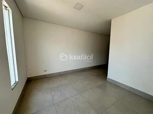 Casa com 180m² 2 quartos e 2 banheiros, à venda, no bairro Jardim Montevidéu em Campo Grande