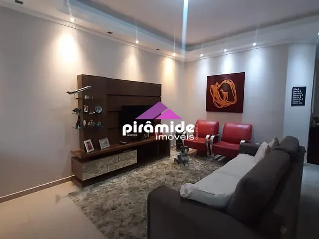 Casa com 250m² 3 quartos e 5 banheiros, à venda, no bairro Urbanova em São José dos Campos