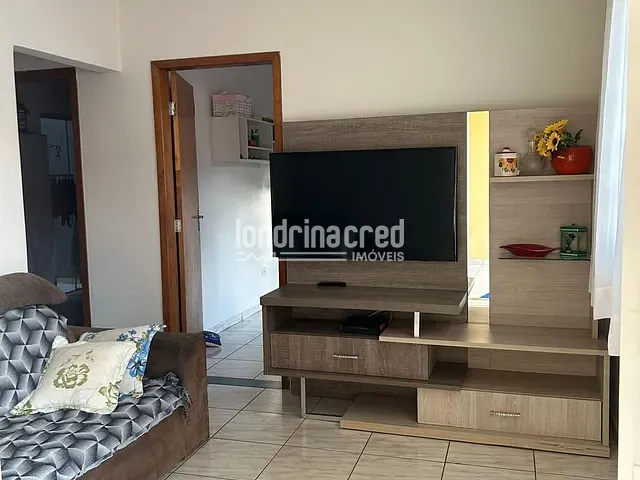 Casa 3 quartos e 2 banheiros, à venda, no bairro Residencial Veneza em Londrina