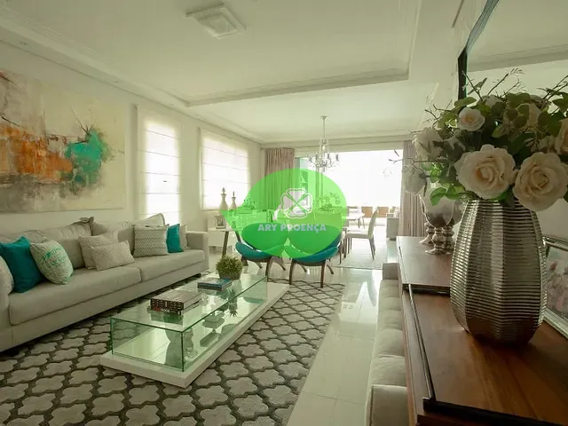 Casa com 360m² 3 quartos e 5 banheiros, à venda, no bairro Bairro da Vossoroca em Sorocaba