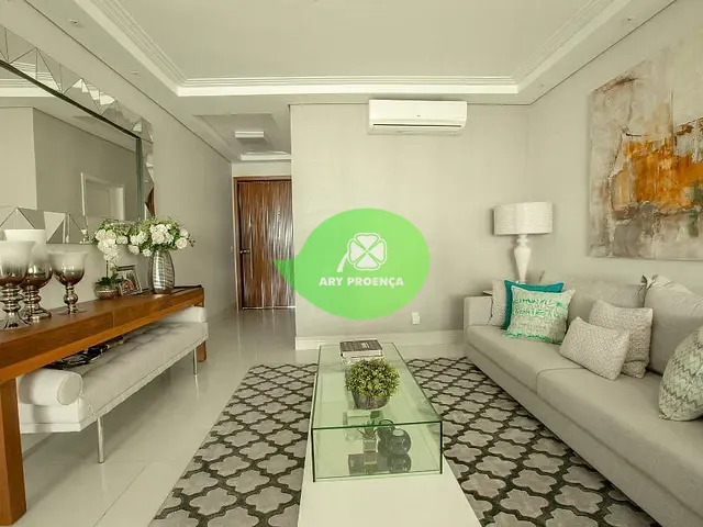 Casa com 360m² 3 quartos e 5 banheiros, à venda, no bairro Bairro da Vossoroca em Sorocaba