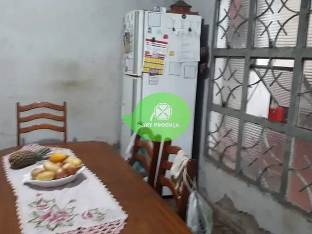 Casa com 255m² 3 quartos e 2 banheiros, à venda, no bairro Vila Hortência em Sorocaba