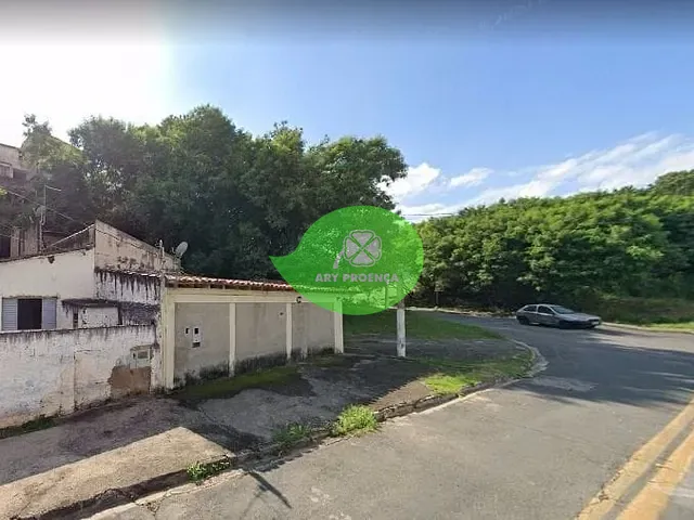 Casa com 255m² 3 quartos e 2 banheiros, à venda, no bairro Vila Hortência em Sorocaba