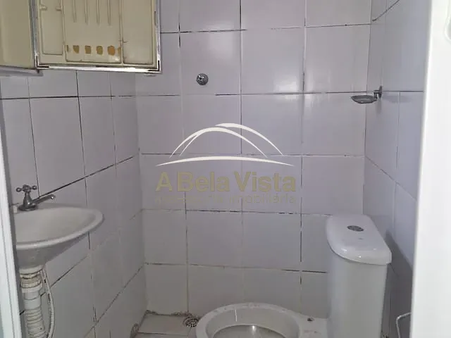 Casa com 25m² 1 quarto e 1 banheiro, para alugar, no bairro Padroeira em Osasco