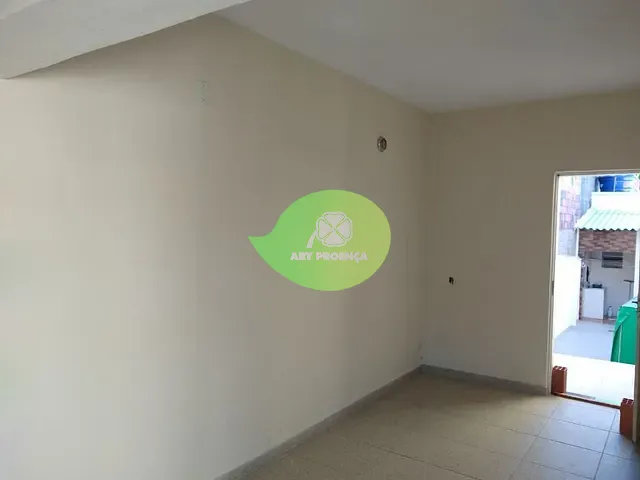 Casa com 250m² 3 quartos e 2 banheiros, à venda, no bairro Vila Mineirão em Sorocaba