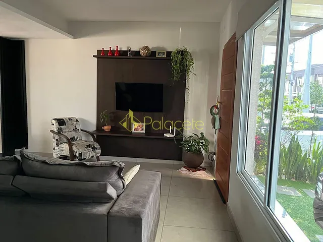 Casa 3 quartos e 3 banheiros, à venda, no bairro Piracangaguá II em Taubaté