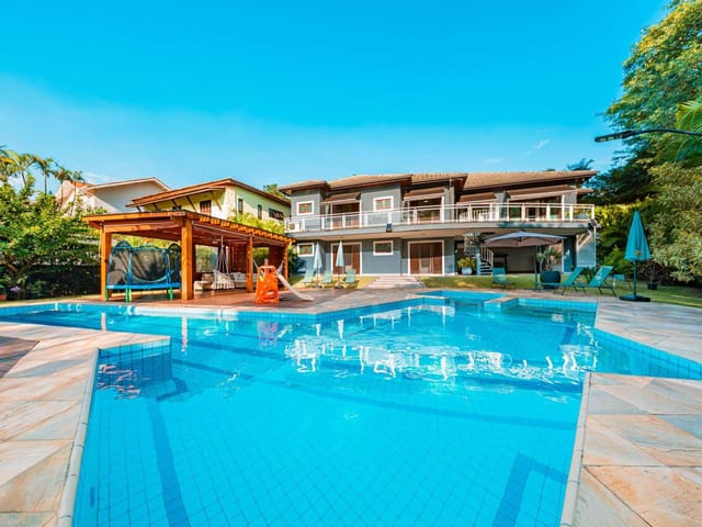 Casa com 1016m² 4 quartos e 7 banheiros, à venda, no bairro Alphaville em Santana de Parnaíba