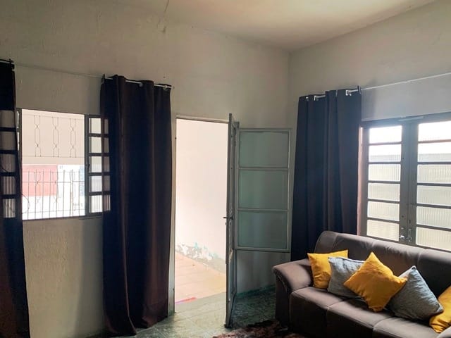 Casa com 150m² 2 quartos e 1 banheiro, à venda, no bairro Residencial e Comercial Laerte Asumpção em Pindamonhangaba