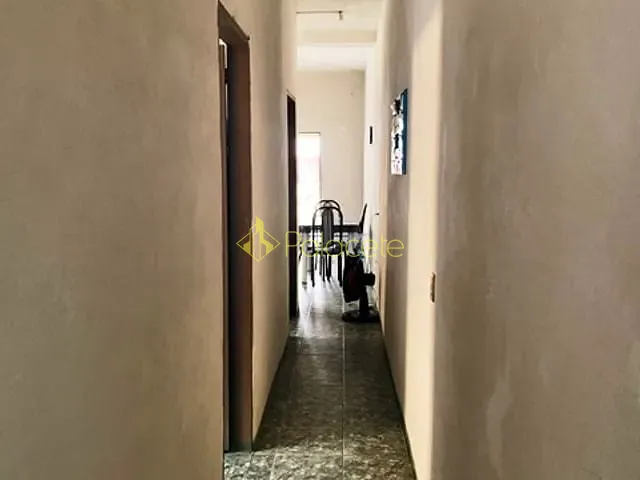 Casa com 150m² 2 quartos e 1 banheiro, à venda, no bairro Residencial e Comercial Laerte Asumpção em Pindamonhangaba