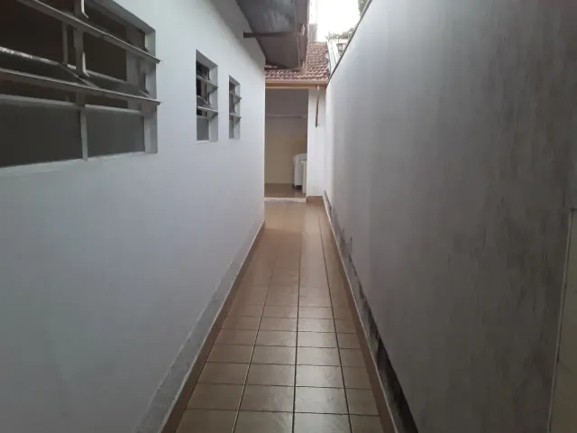 Casa com 300m² 3 quartos e 3 banheiros, à venda, no bairro Jardim Independência em Taubaté