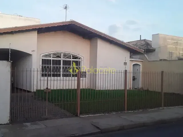 Casa com 300m² 3 quartos e 3 banheiros, à venda, no bairro Jardim Independência em Taubaté