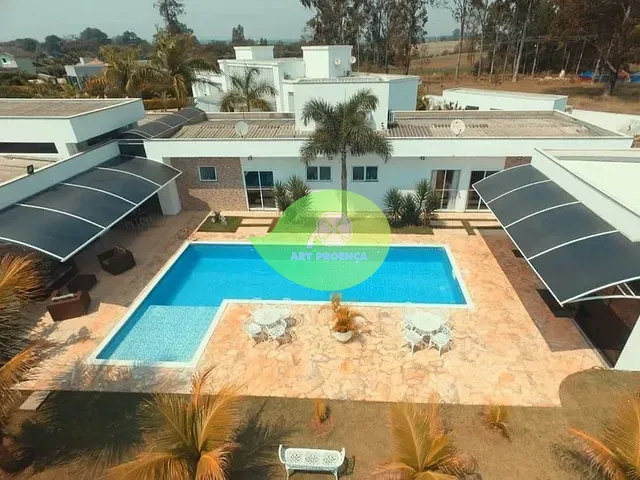 Casa com 1735m² 3 quartos e 5 banheiros, à venda, no bairro Recanto Ipanema do Meio em Araçoiaba da Serra