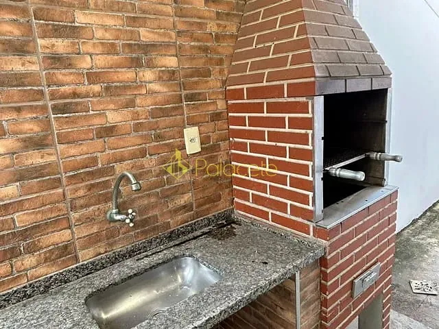 Casa 2 quartos e 1 banheiro, à venda, no bairro Quiririm em Taubaté