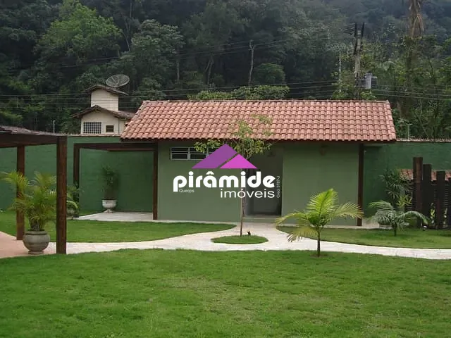 Casa com 2081m² 8 quartos e 9 banheiros, à venda, no bairro Bairro de Camburi em São Sebastião
