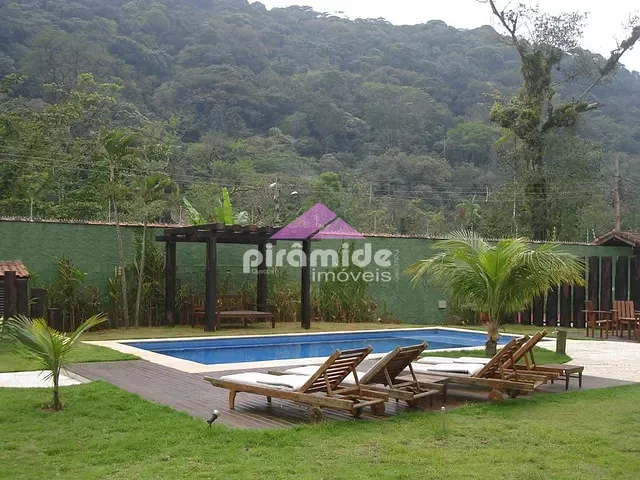 Casa com 2081m² 8 quartos e 9 banheiros, à venda, no bairro Bairro de Camburi em São Sebastião