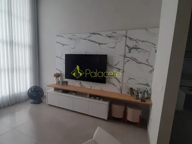 Casa 3 quartos e 4 banheiros, à venda, no bairro Parque São Luís em Taubaté