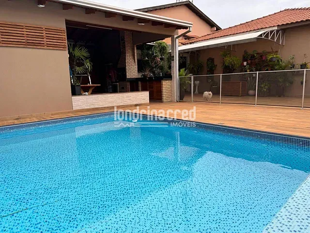 Casa com 543m² 4 quartos e 3 banheiros, à venda, no bairro Jardim Shangri-la A em Londrina