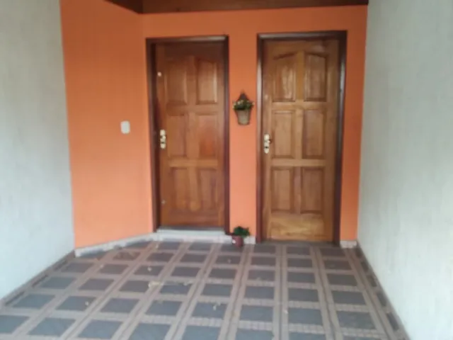 Casa 4 quartos e 3 banheiros, à venda, no bairro Tabaú em Pindamonhangaba