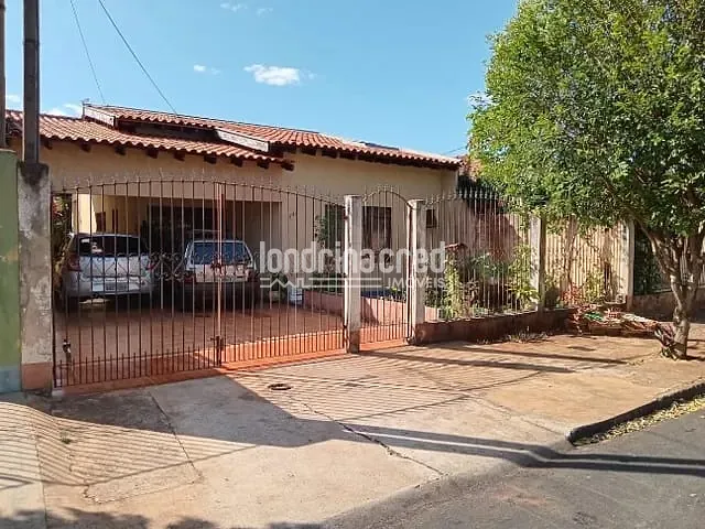 Casa com 275m² 4 quartos e 2 banheiros, à venda, no bairro Alto da Boa Vista em Londrina