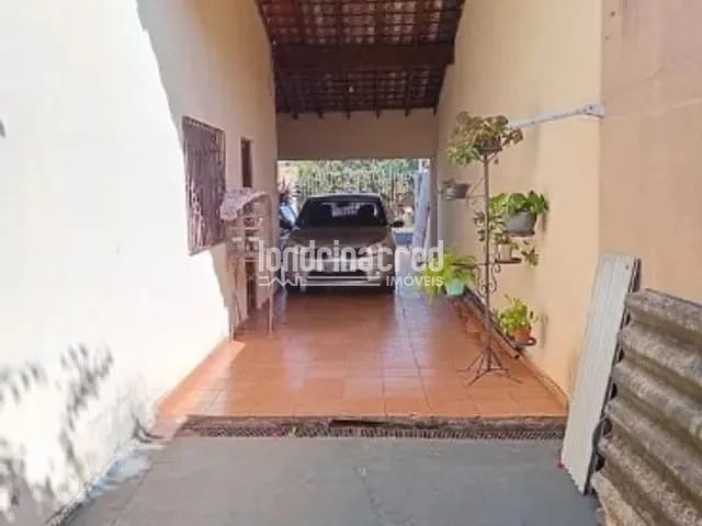 Casa com 275m² 4 quartos e 2 banheiros, à venda, no bairro Alto da Boa Vista em Londrina