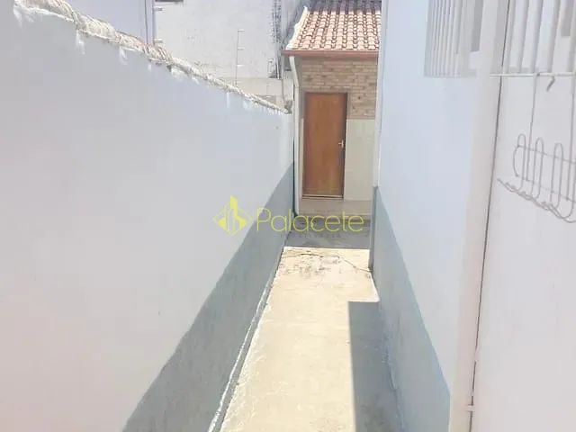 Casa com 250m² 3 quartos e 2 banheiros, à venda, no bairro Jardim São Paulo em Aparecida