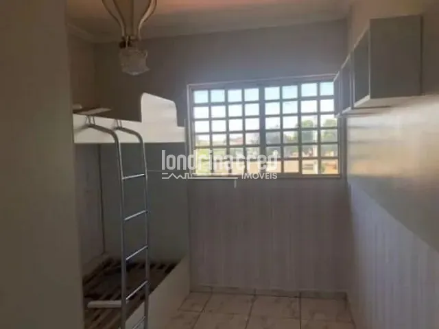 Casa 3 quartos e 4 banheiros, à venda, no bairro Leonor em Londrina