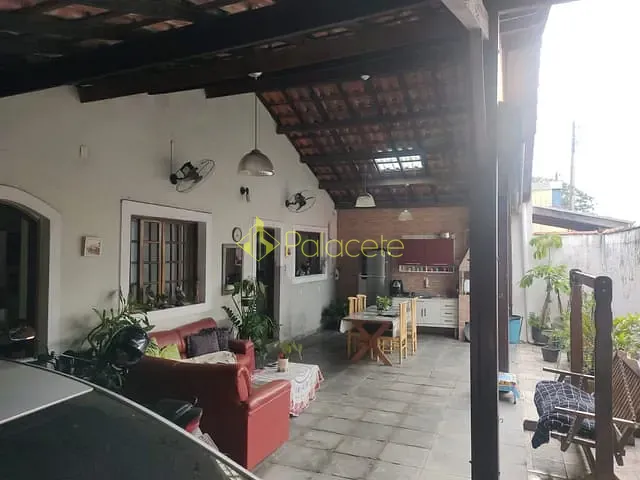 Casa 3 quartos e 3 banheiros, à venda, no bairro Parque das Nações em Pindamonhangaba