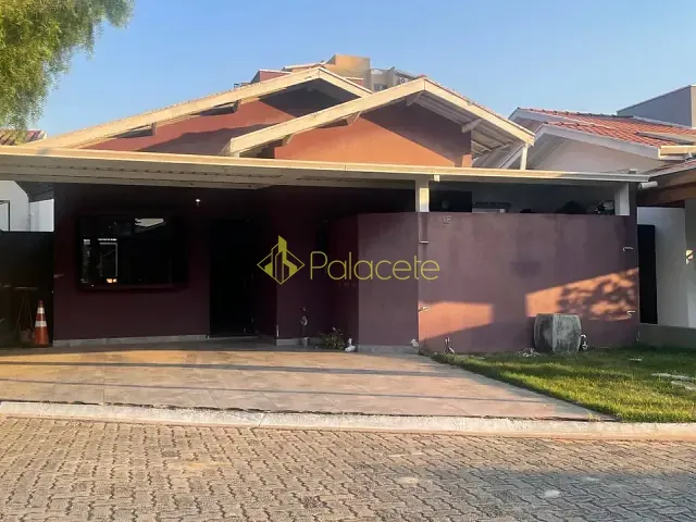 Casa com 349m² 2 quartos e 2 banheiros, à venda, no bairro Parque São Luís em Taubaté