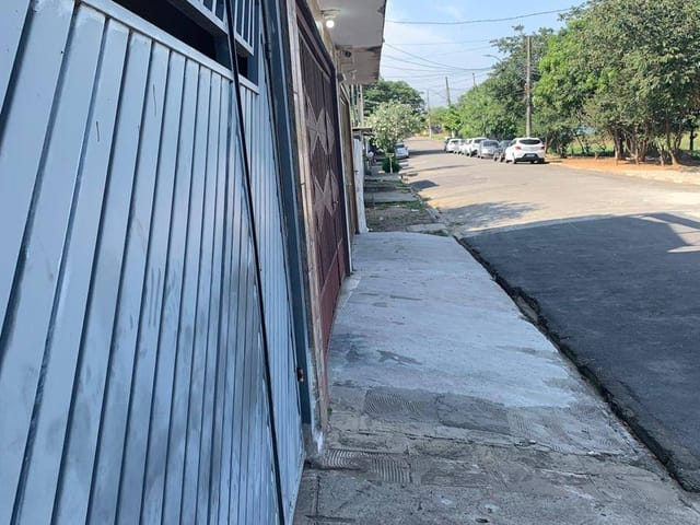 Casa com 150m² 2 quartos e 1 banheiro, à venda, no bairro Feital em Pindamonhangaba