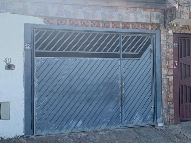 Casa com 150m² 2 quartos e 1 banheiro, à venda, no bairro Feital em Pindamonhangaba