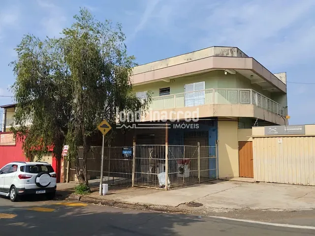 Casa com 340m², à venda, no bairro Panorama em Londrina