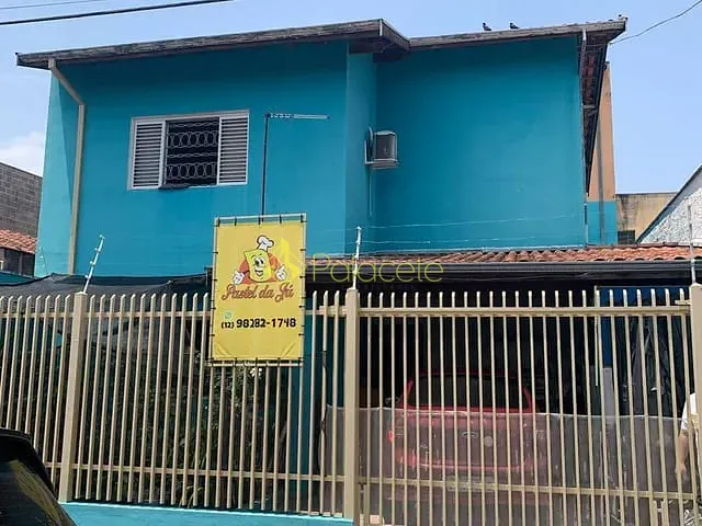 Sobrado com 250m², à venda, no bairro Residencial Campos Maia em Pindamonhangaba
