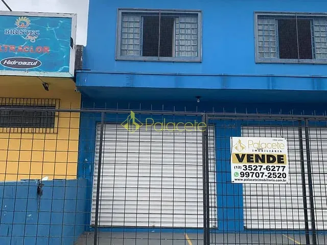 Sobrado com 250m², à venda, no bairro Residencial Campos Maia em Pindamonhangaba