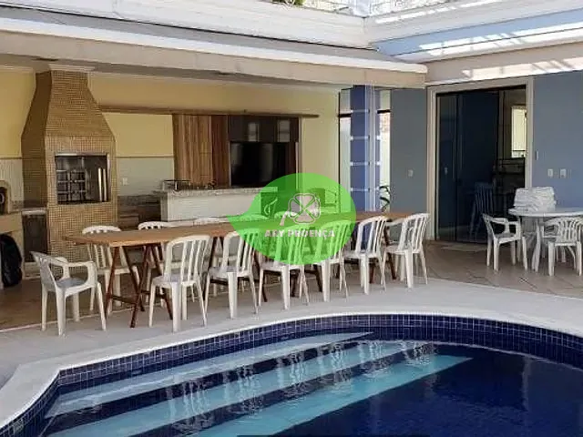 Casa com 360m² 3 quartos e 4 banheiros, à venda, no bairro Parque Campolim em Sorocaba