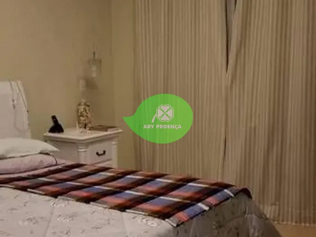 Casa com 360m² 3 quartos e 4 banheiros, à venda, no bairro Parque Campolim em Sorocaba