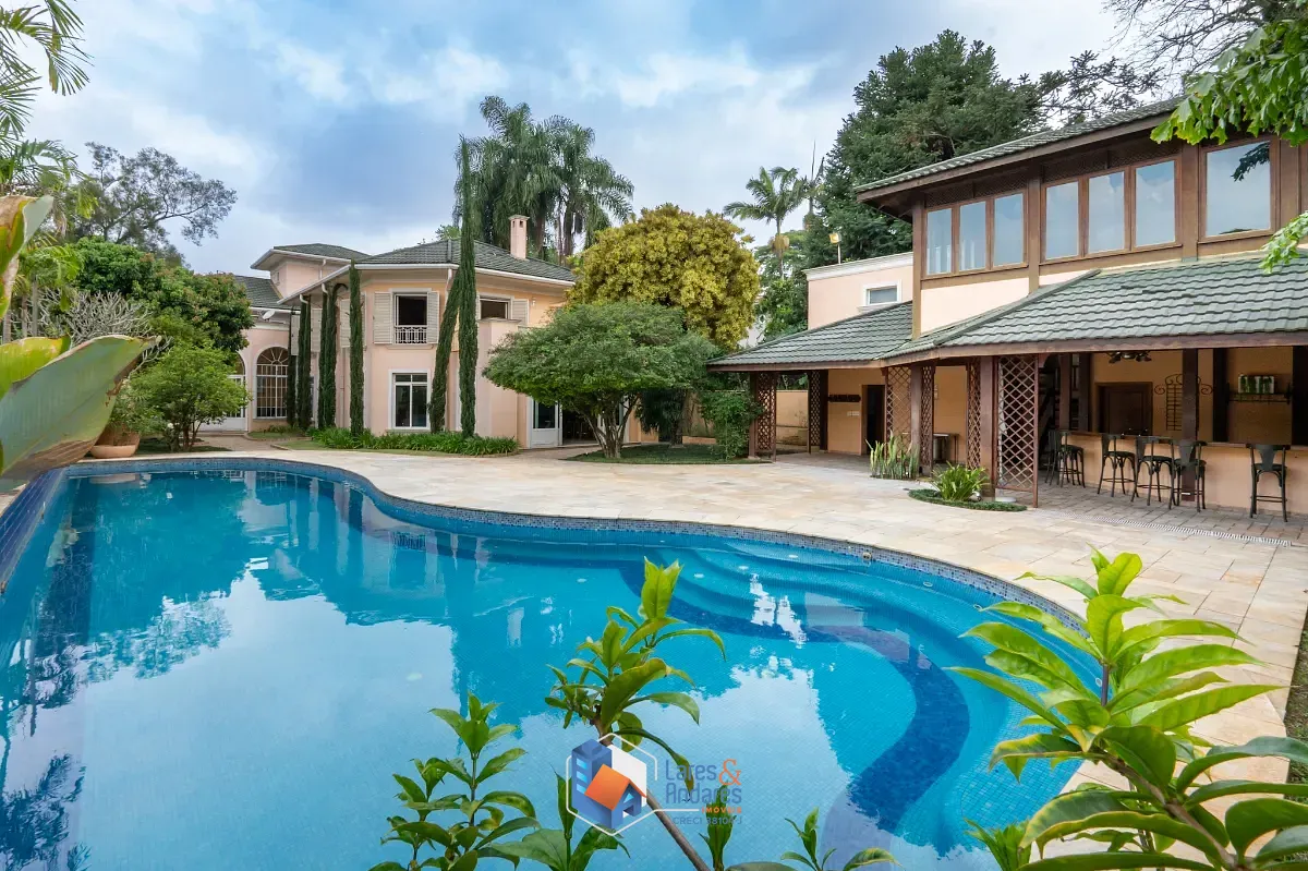 Casa, 5 quartos, 818 m² - Foto 1