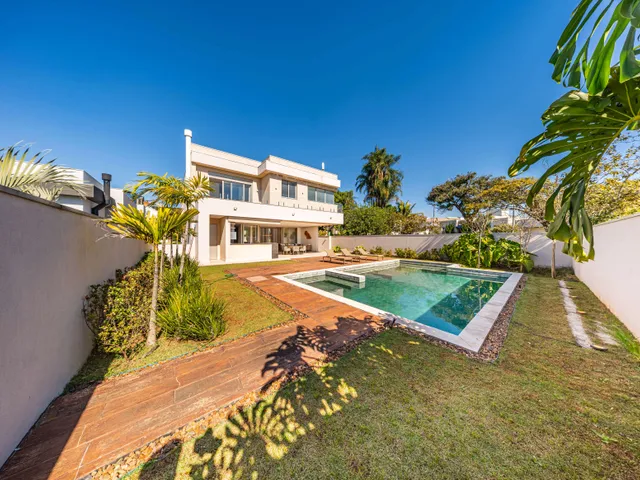 Casa com 744m² 4 quartos e 5 banheiros, à venda, no bairro Alphaville Residencial Um em Barueri
