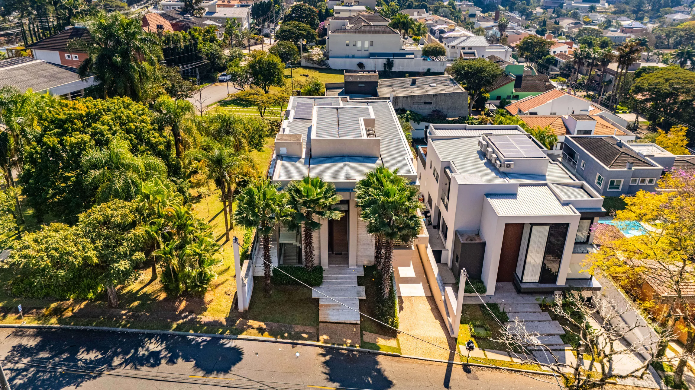 Casa em Alphaville Residencial Um — foto 1