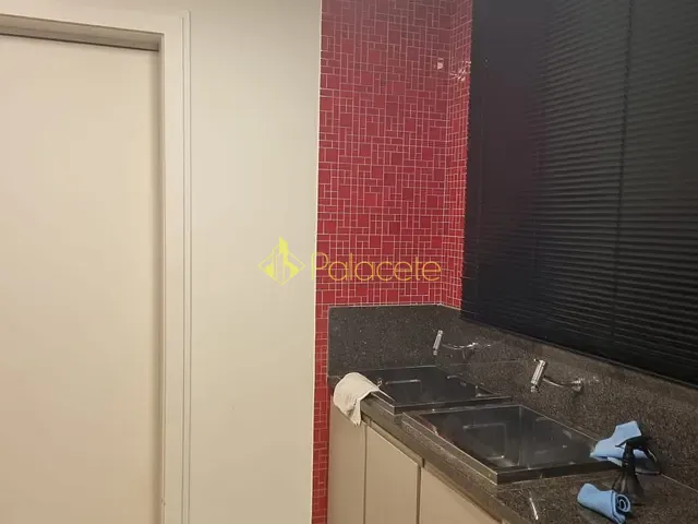 Casa com 505m² 3 quartos e 4 banheiros, à venda, no bairro Quiririm em Taubaté