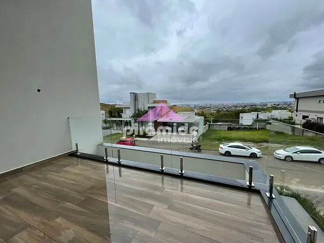 Casa com 900m² 4 quartos e 5 banheiros, à venda, no bairro Urbanova em São José dos Campos