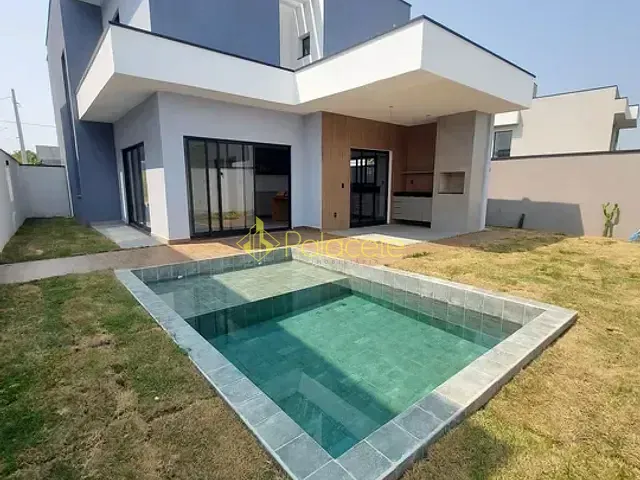 Casa 3 quartos e 4 banheiros, à venda, no bairro Loteamento Residencial Fazenda Casa Grande em Taubaté