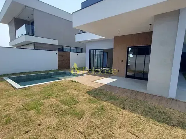 Casa 3 quartos e 4 banheiros, à venda, no bairro Loteamento Residencial Fazenda Casa Grande em Taubaté